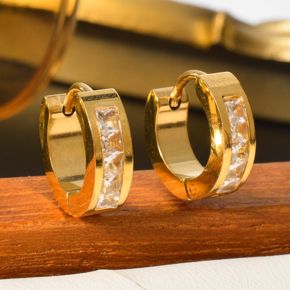 1 Set Multicolor Zirconia Design Hoop Earrings